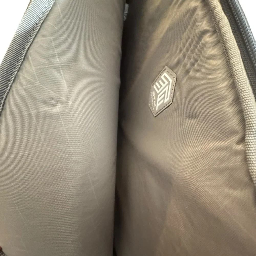 NWT STM SUMMARY 15” Laptop Soft Case